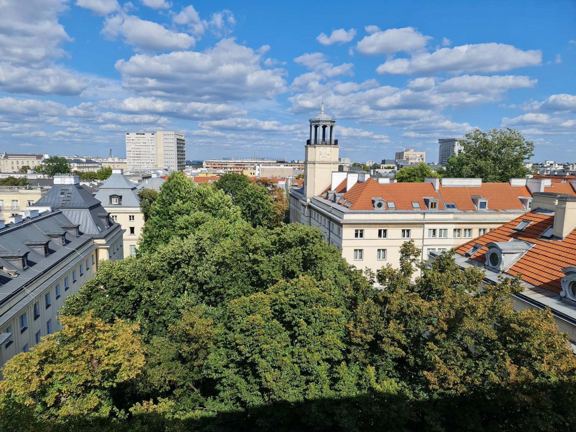 Wschodni Z Balkonem 4 Osoby Warschau